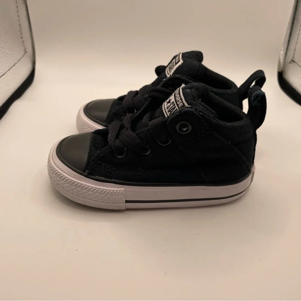 Converse Kids Black canvas hi Sneakers size 4C